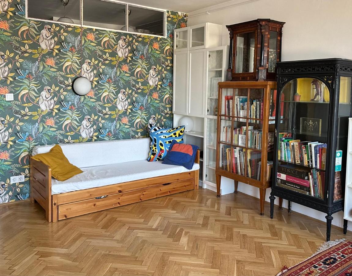 Bright & Spacious Home In Buda Budapest Eksteriør bilde